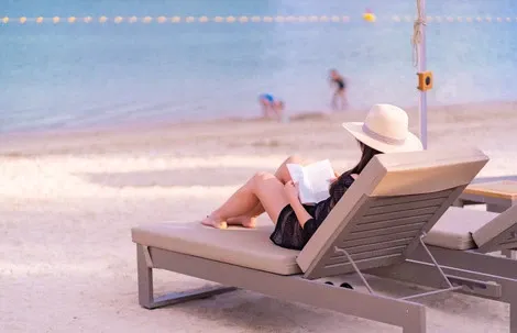 Abu Dhabi : Hôtel Beach Rotana All Suites