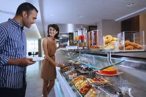 Abu Dhabi : Hôtel Centro Al Manhal