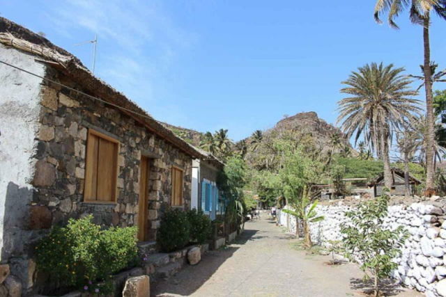 Cap Vert : Circuit Parfums de Santiago