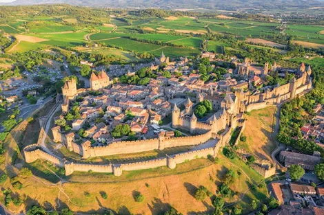 France Languedoc-Roussillon : Circuit Carcassonne et le pays cathare