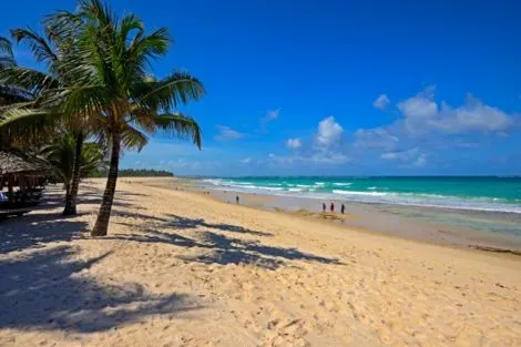 Kenya : Circuit Des Terres Sauvages au lagon de Diani Beach