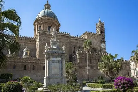 Sicile et Italie du Sud : Circuit Mémoires de Sicile, logement au Jumbo Cefalu