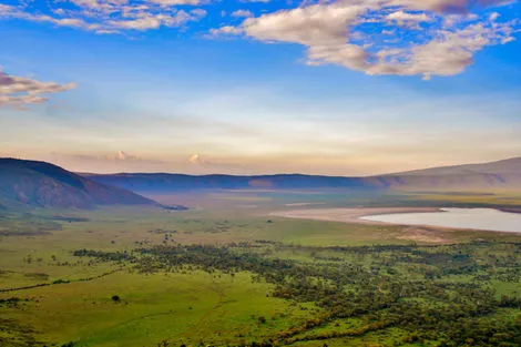 Tanzanie : Combiné circuit et hôtel Safari au cœur du Ngorongoro et plages de Zanzibar (hiver)