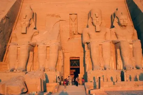 Egypte : Combiné croisière et hôtel Evasion Nil et Caire avec guide et transferts privés en 9 nuits