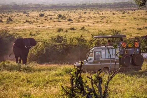 Kenya : Combiné circuit et hôtel Jacaranda Indian Ocean Beach Resort 4* avec 2 nuits Tsavo Est/Ouest