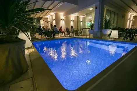 Croatie : Hôtel Aparthotel Flora