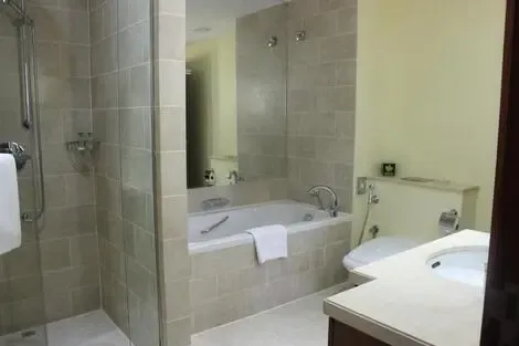 Dubai et les Emirats : Hôtel Ramada Downtown Dubai
