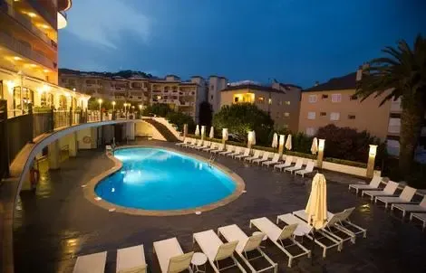 Espagne : Hôtel Ilunion Caleta Park