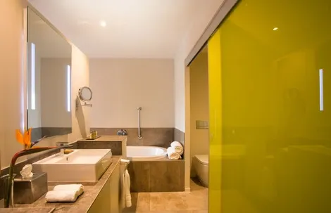 Espagne : Hôtel Higueron Hotel Malaga Curio Collection By Hilton