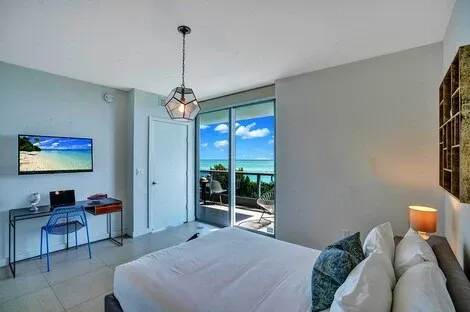 Etats-Unis : Hôtel Dharma Home Suites Miami At Monte Carlo