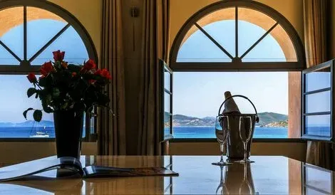 France Corse : Hôtel Perla Rossa