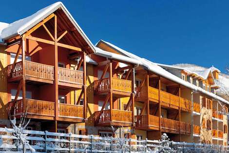 France : Résidence locative LAGRANGE VACANCES LES CHALETS D'AX