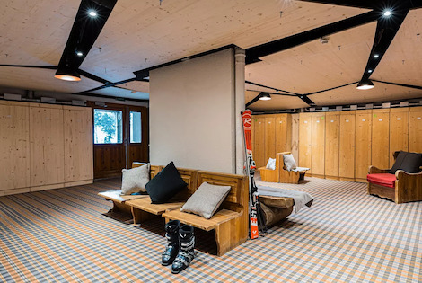 France : Hôtel & Résidence Carlina