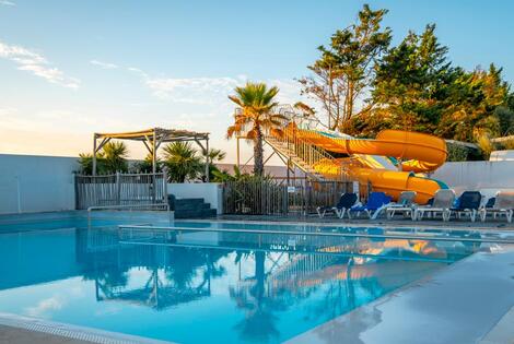 France : Camping Au Petit Port de l'Houmeau