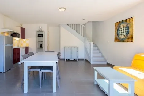 France : Résidence Aubignan - Les Demeures du Ventoux *** - Vacancéole -