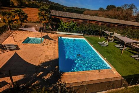 France : Camping Dordogne Les Cinq Châteaux