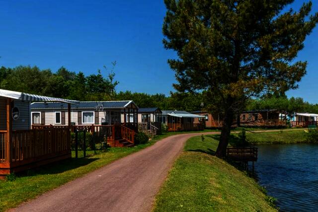 France : Camping Flower Camping des 2 Rivières