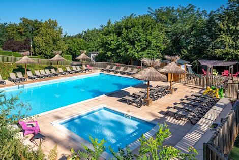 France : Camping Flower Camping la Châtaigneraie
