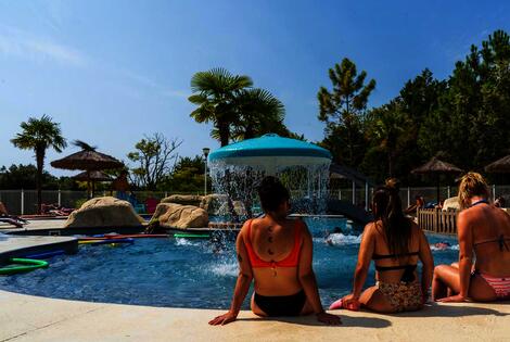 France : Camping Flower Camping Les Loges