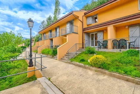 vol+hotel Sans Transport Guillaumes - Les Gorges Rouges** - Vacancéole - 2* France Saint-Pierre-des-Landes