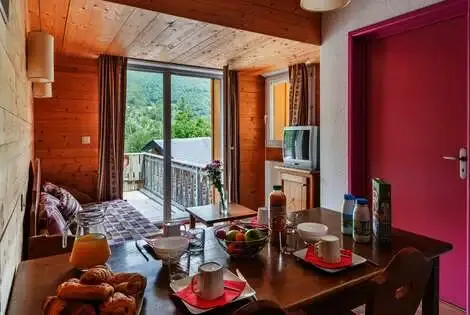 France : Résidence locative Lagrange Vacances Le Domaine Des 100 Lacs