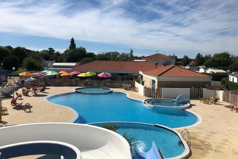 France : Camping Les Aventuriers de la Calypso