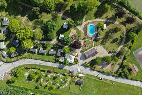France : Camping Les Bords Du Guiers