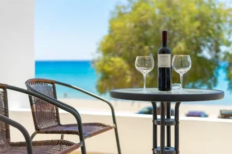 Grèce : Les Cyclades : Hôtel Kamari Plus
