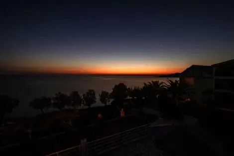 Grece : Hôtel Laura Beach House