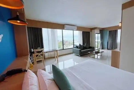 Thailande : Hôtel The Sixteenth Naiyang Beach Hotel
