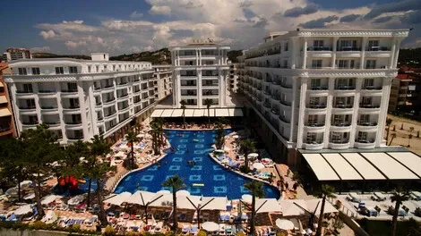 Hôtel Grand Blue Fafa Resort & Spa golem ALBANIE