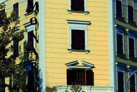 Hôtel Monarc Hotel tiran ALBANIE