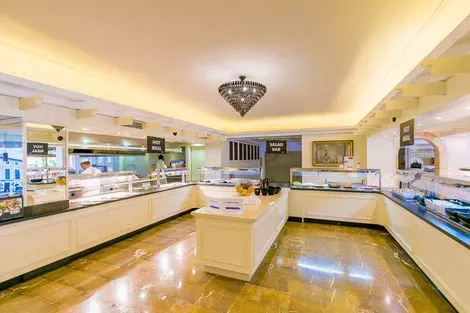 Restaurant buffet