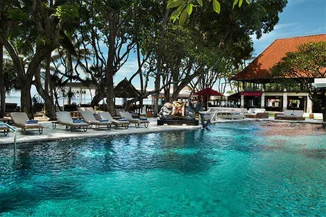 vol+hotel Sejour Puri Santrian Beach Resort and Spa 4* Bali Denpasar
