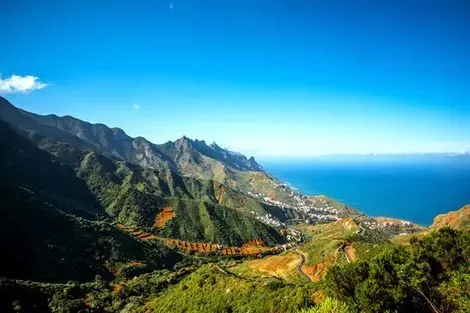 Randonnée entre volcan et forêts