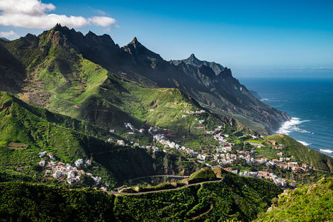 Randonnée entre volcans et forêts