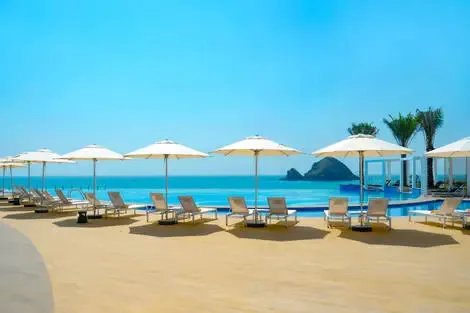 Hôtel Fram Sélection Royal M Hotel & Resort by Gewan Al Aqah Beach fujairah Dubai et les Emirats