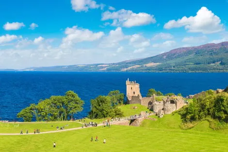 Loch Ness et le chateau d'Urquhart