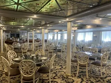 Bateau - Salle de restaurant