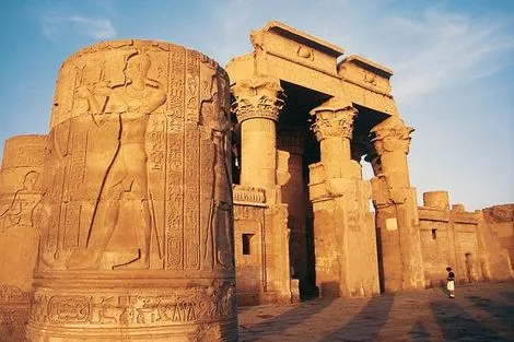 Kom Ombo