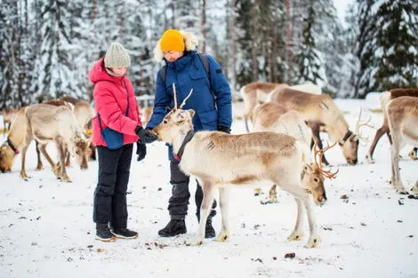 Finlande : Club Jumbo Santa's Hotel Tunturi Laponie (demi-pension, activités incluses)