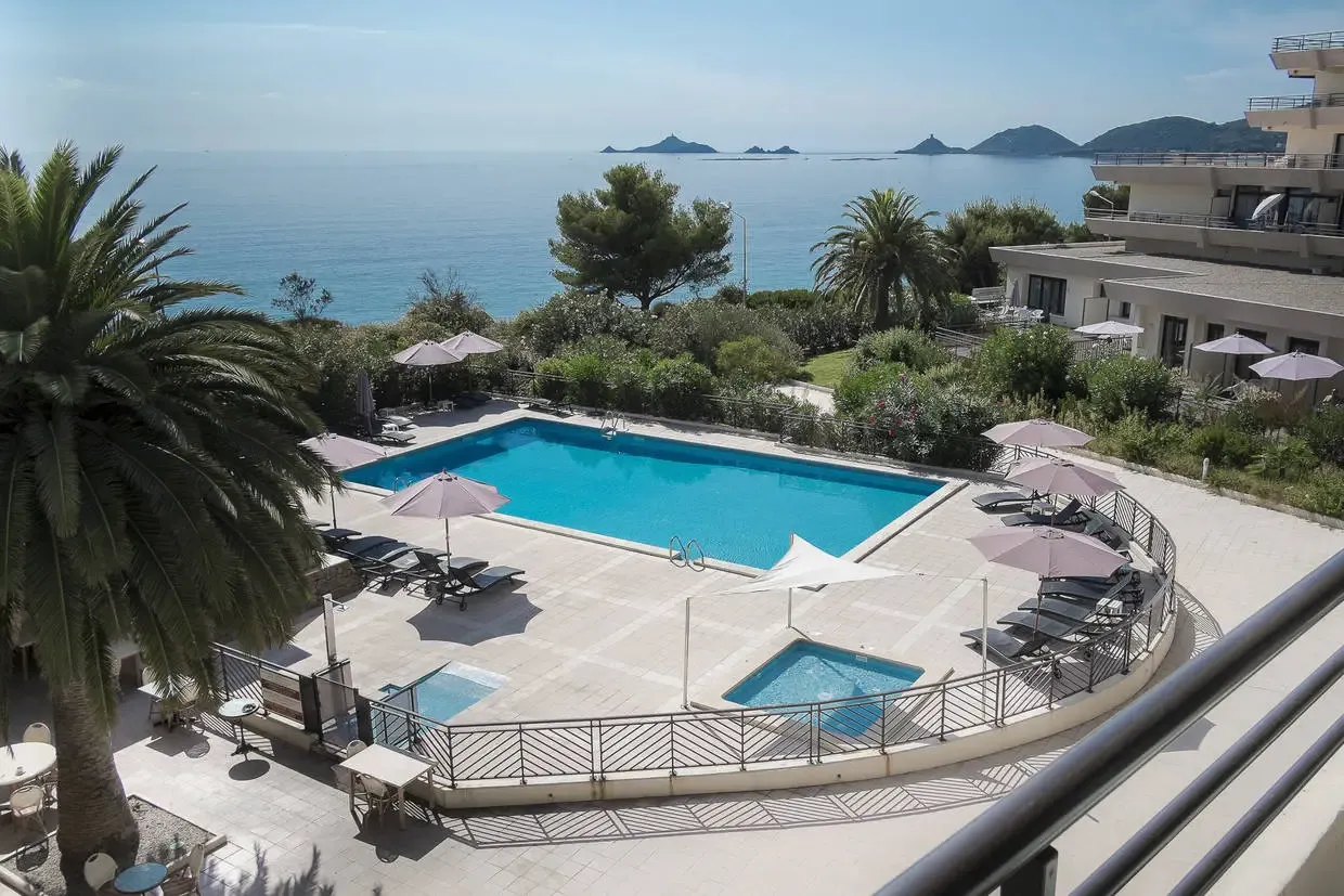 Hôtel Les Calanques, magnifique site des Sanguinaires (vol inclus) Ajaccio  France Corse