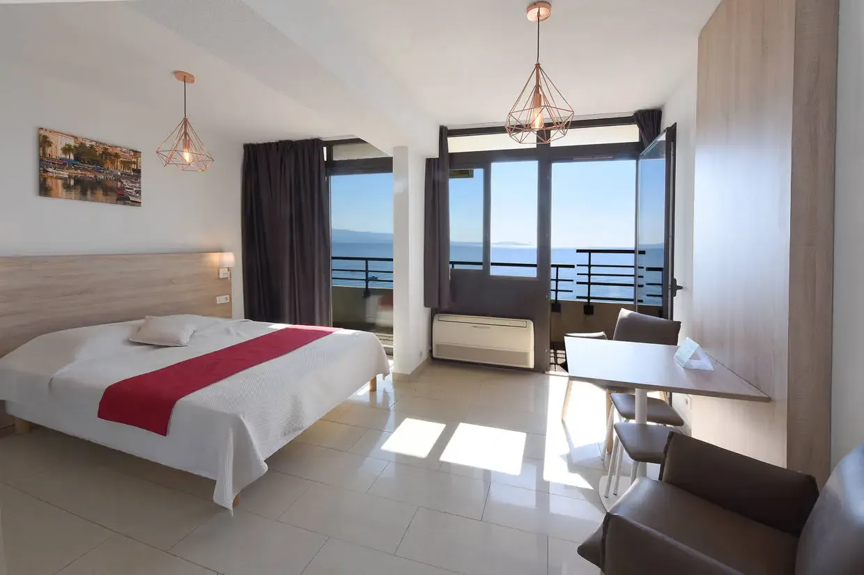 Hôtel Les Calanques, magnifique site des Sanguinaires (vol inclus) Ajaccio  France Corse