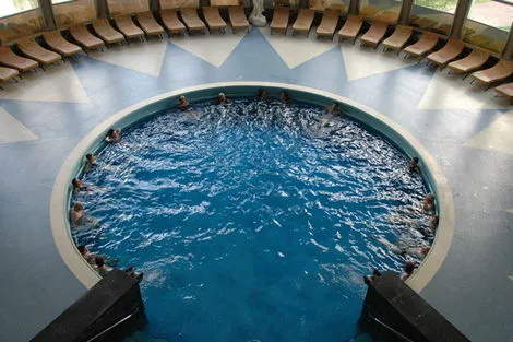 piscine intérieure