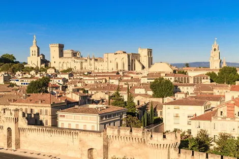 Circuit Noël en Provence Gardoise lyon France Rhone-Alpes