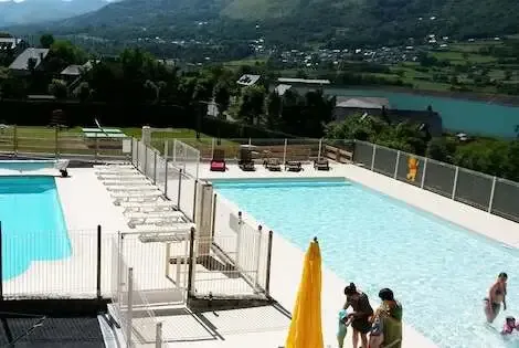 Camping du Lac arcizans_avant France