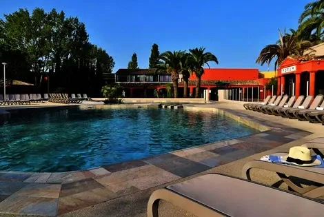 Résidence locative SOWELL RÉSIDENCES Les Mazets arles France