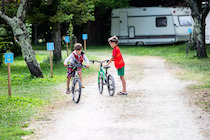 Camping Paradis Aubeterre sur Dronne aubeterre_sur_dronne France