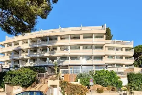 Résidence locative Pierre & Vacances Bandol Port bandol France