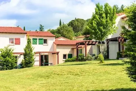 Résidence locative Le Domaine des Cazelles cajarc France